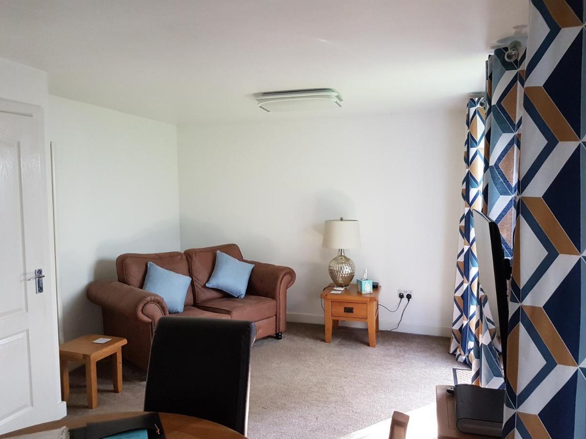 1, The Mews Villa ดาร์บี ภายนอก รูปภาพ